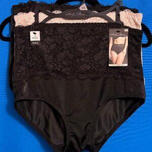 BRAND NEW ~ NWT ~ $42.00 GORGEOUS MARILYN MONROE 3 PACK LACE SHAPING BRIEFS 2X